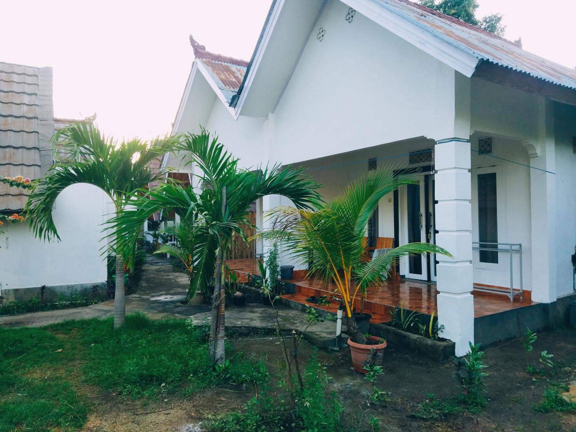 Balengku Homestay Gili Islands Exterior photo