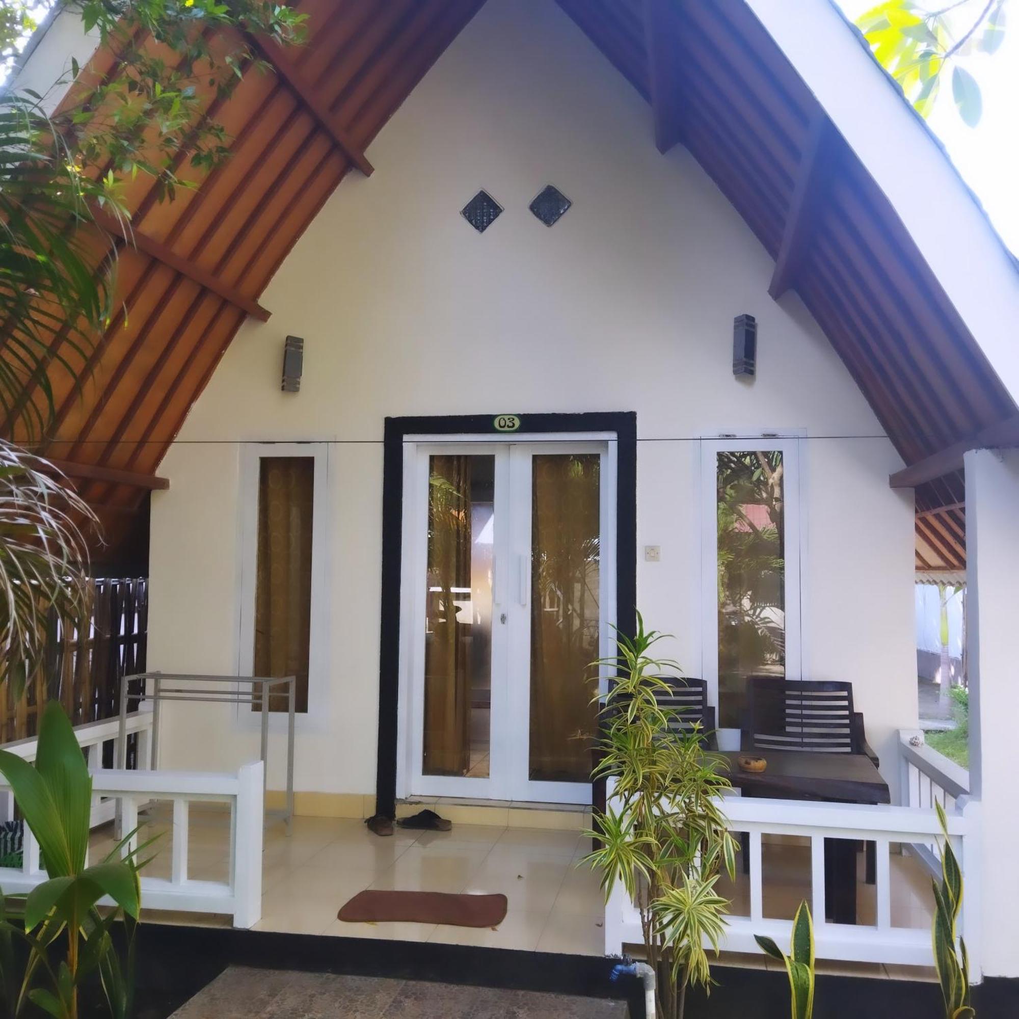 Balengku Homestay Gili Islands Exterior photo