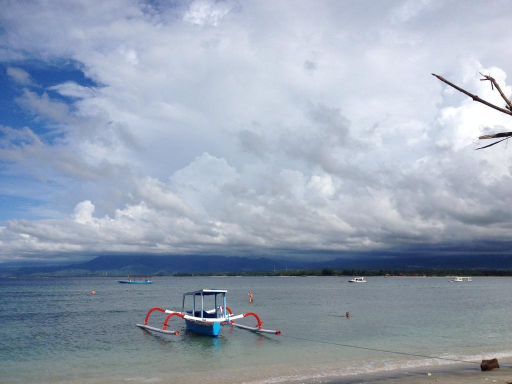 Balengku Homestay Gili Islands Exterior photo