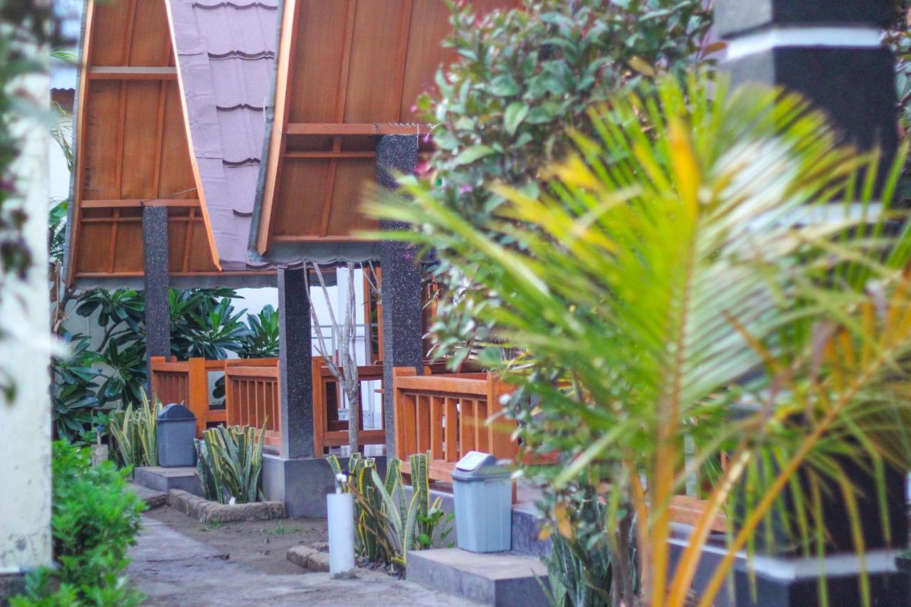 Balengku Homestay Gili Islands Exterior photo